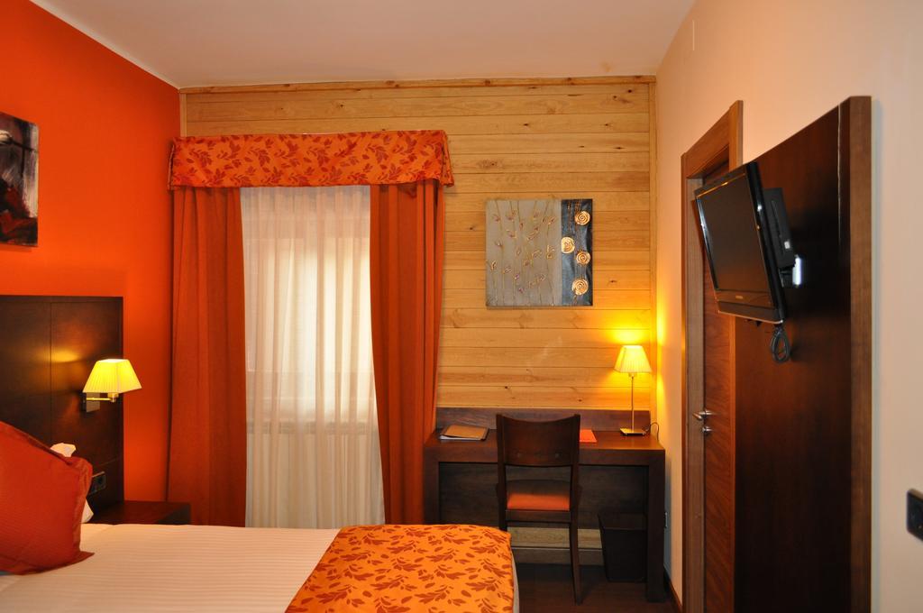 Hotel Solineu Ла-Молина Экстерьер фото