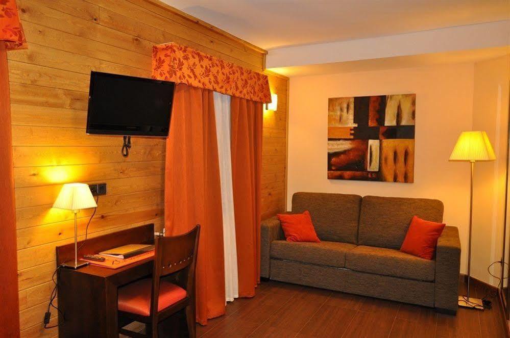 Hotel Solineu Ла-Молина Экстерьер фото